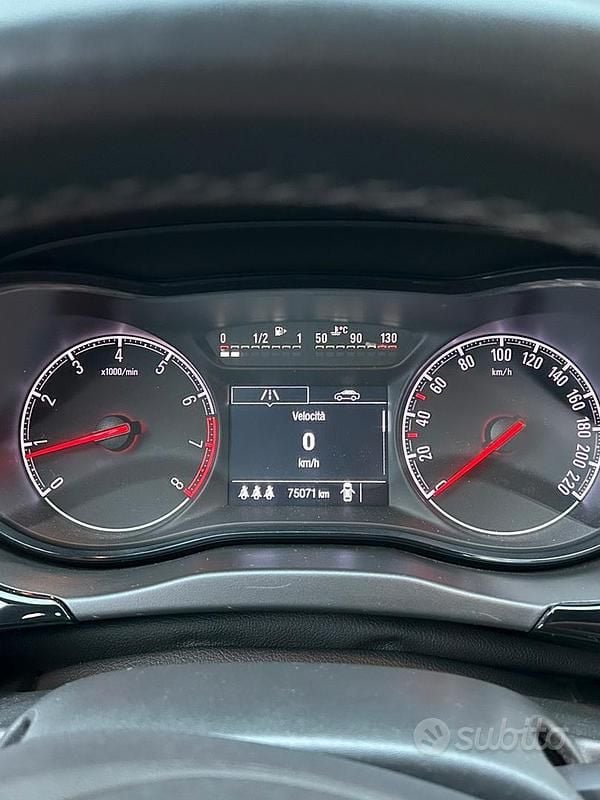 Usata Opel Corsa Edition 69 CV (50 kW) 2019 Bianco Utilitaria