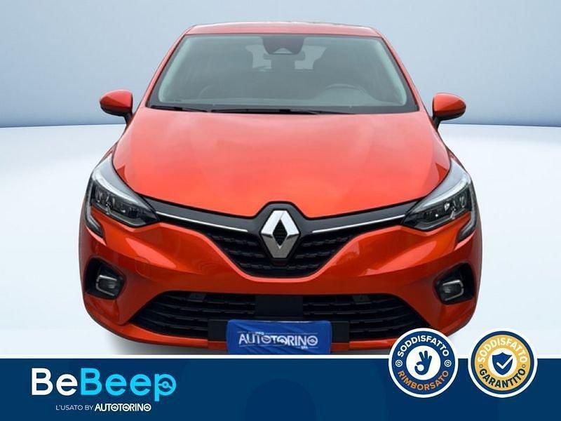 Usata Renault Clio V Intens 116 CV (85 kW) 2020 Arancione metallizzato Berlina