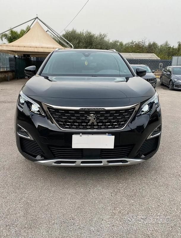 Usata Peugeot 3008 GT-line 120 CV (88 kW) 2017 Nero SUV