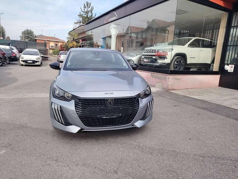 Usata Peugeot 208 Style 75 CV (55 kW) 2025 Argento Utilitaria
