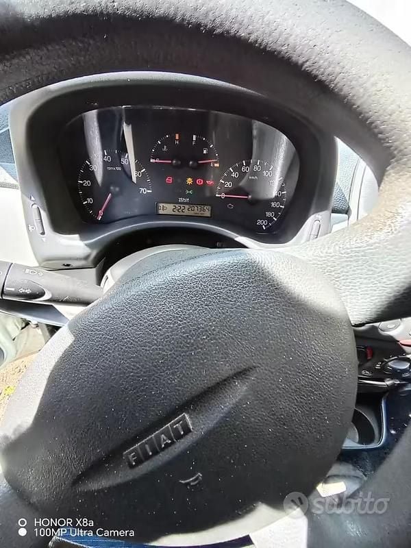 Usata Fiat Punto 2002 Bianco Utilitaria