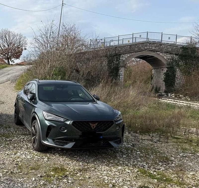 Usata 2022 Cupra Formentor SUV | 28.000 € (Buon prezzo) - Immagine 1/4