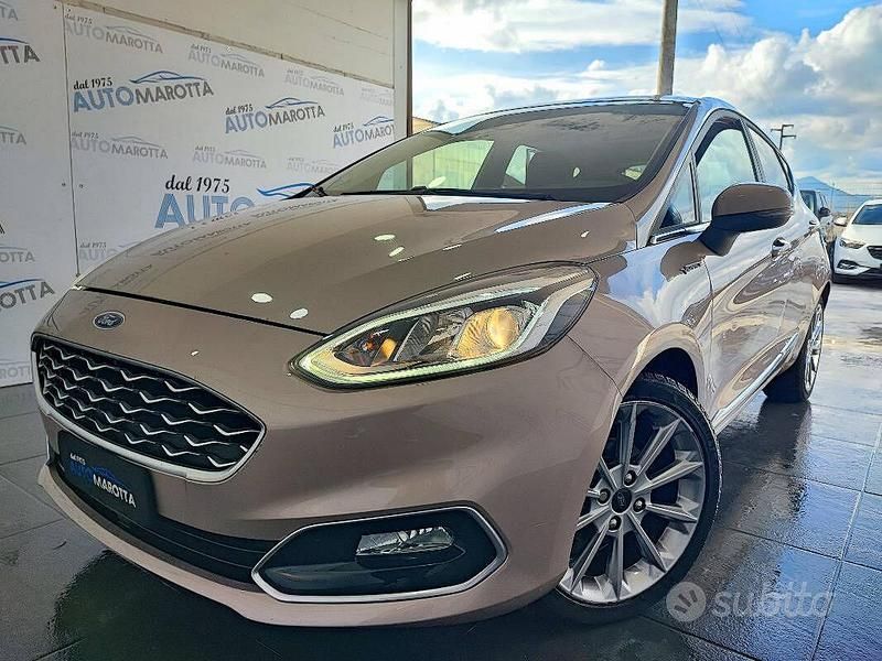 Usata Ford Fiesta Vignale 101 CV (74 kW) 2018 Grigio Utilitaria