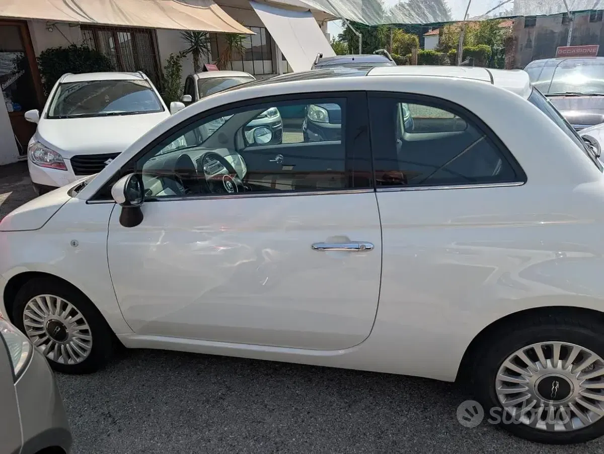 Usata Fiat 500 Lounge 69 CV (50 kW) 2013 Bianco Utilitaria
