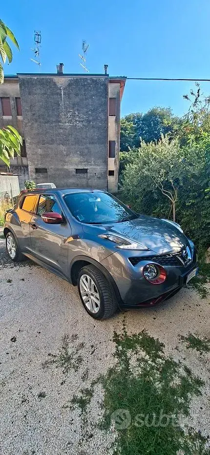Usata Nissan Juke 110 CV (80 kW) 2014 Grigio SUV