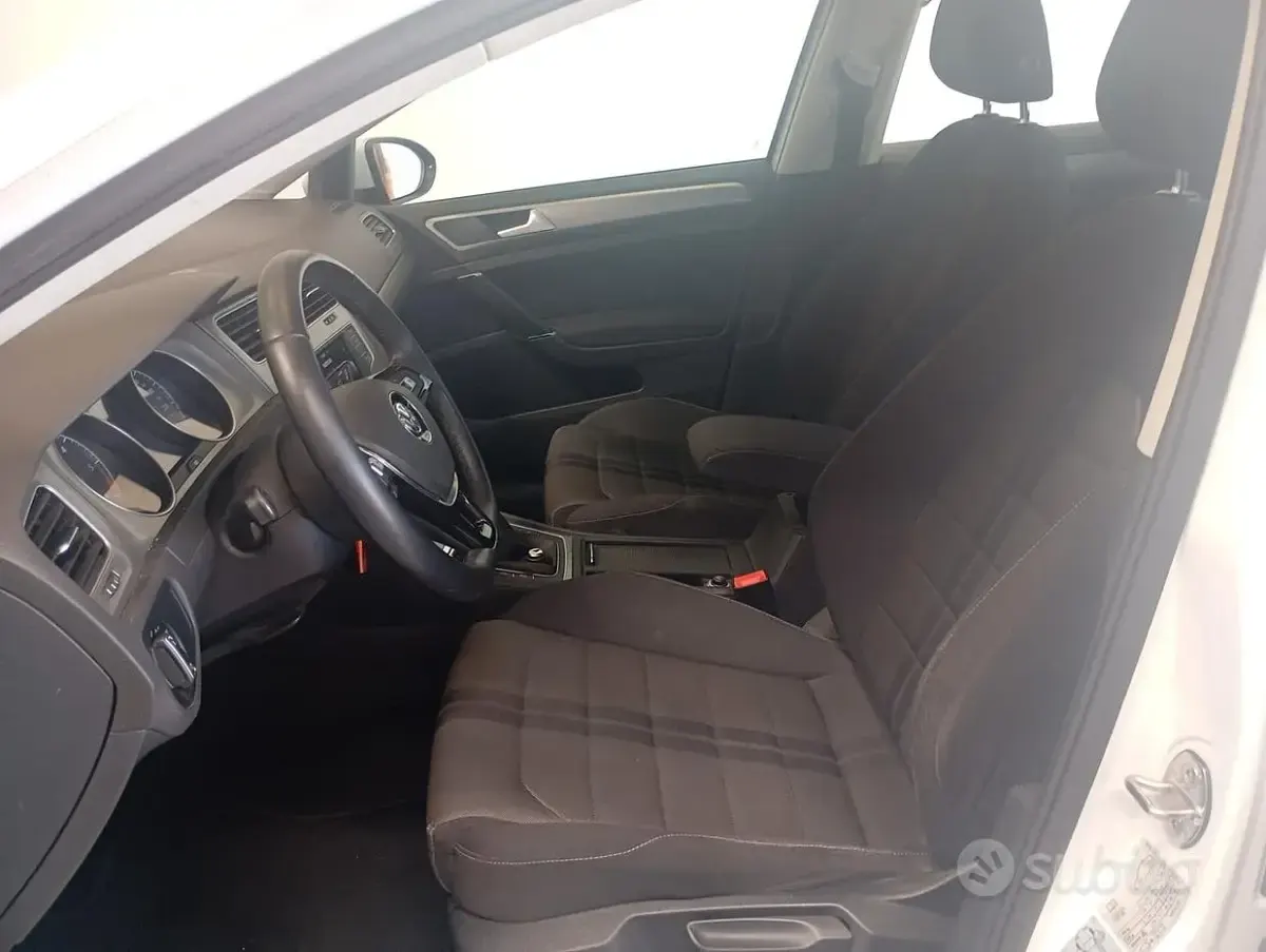 Usata VW Golf VII 150 CV (110 kW) 2015 Bianco Berlina