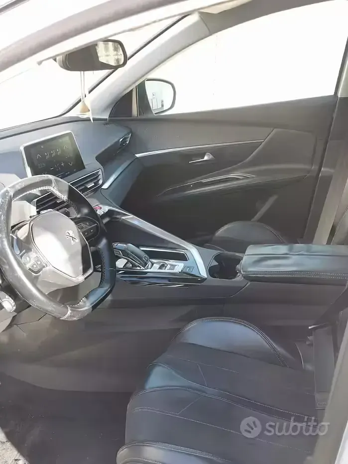 Usata Peugeot 3008 Crossway 131 CV (96 kW) 2018 Bianco SUV