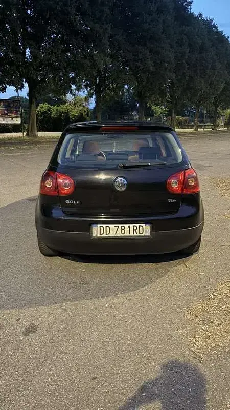 Usata VW Golf IV Sportline 105 CV (77 kW) 2006 Berlina
