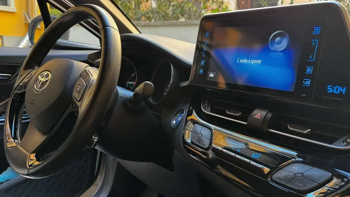 Usata Toyota C-HR Style 98 CV (72 kW) 2018 Bianco SUV