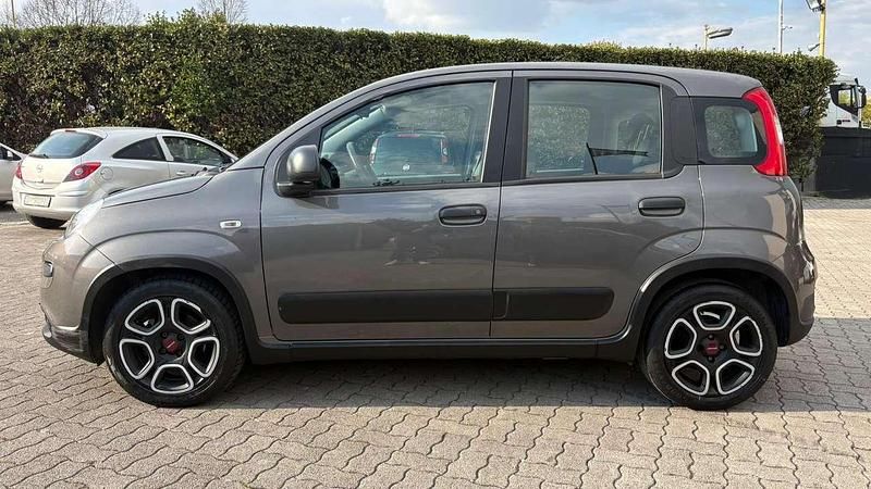 Usata Fiat Panda 69 CV (50 kW) 2022 Grigio Utilitaria