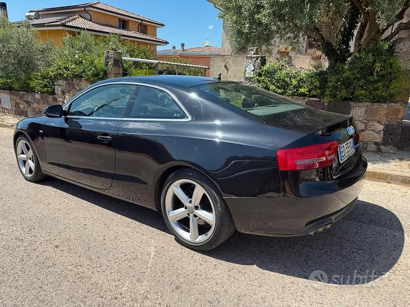 Begagnad Audi A5 S-Line 2010 Sportkupé