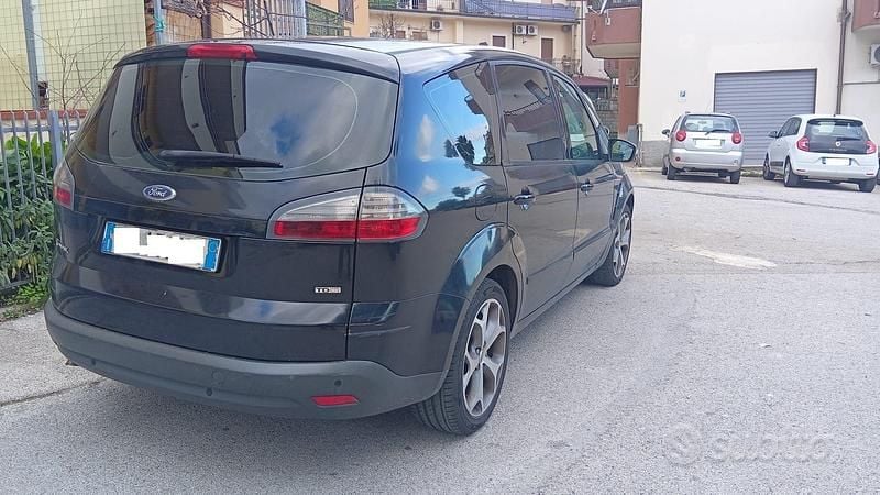 Usata Ford S-MAX S 2010 Nero Monovolume