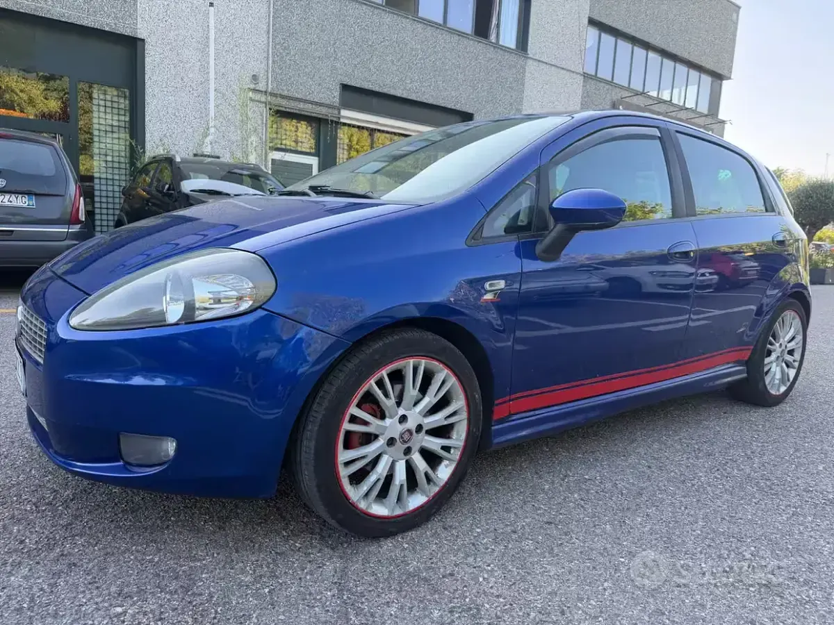 Usata Fiat Grande Punto 120 CV (88 kW) 2008 Utilitaria