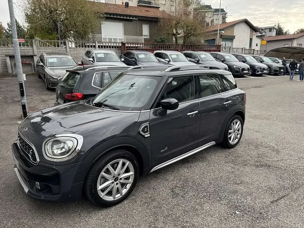 Usata Mini Cooper S Countryman Business 192 CV (141 kW) 2020 Grigio SUV