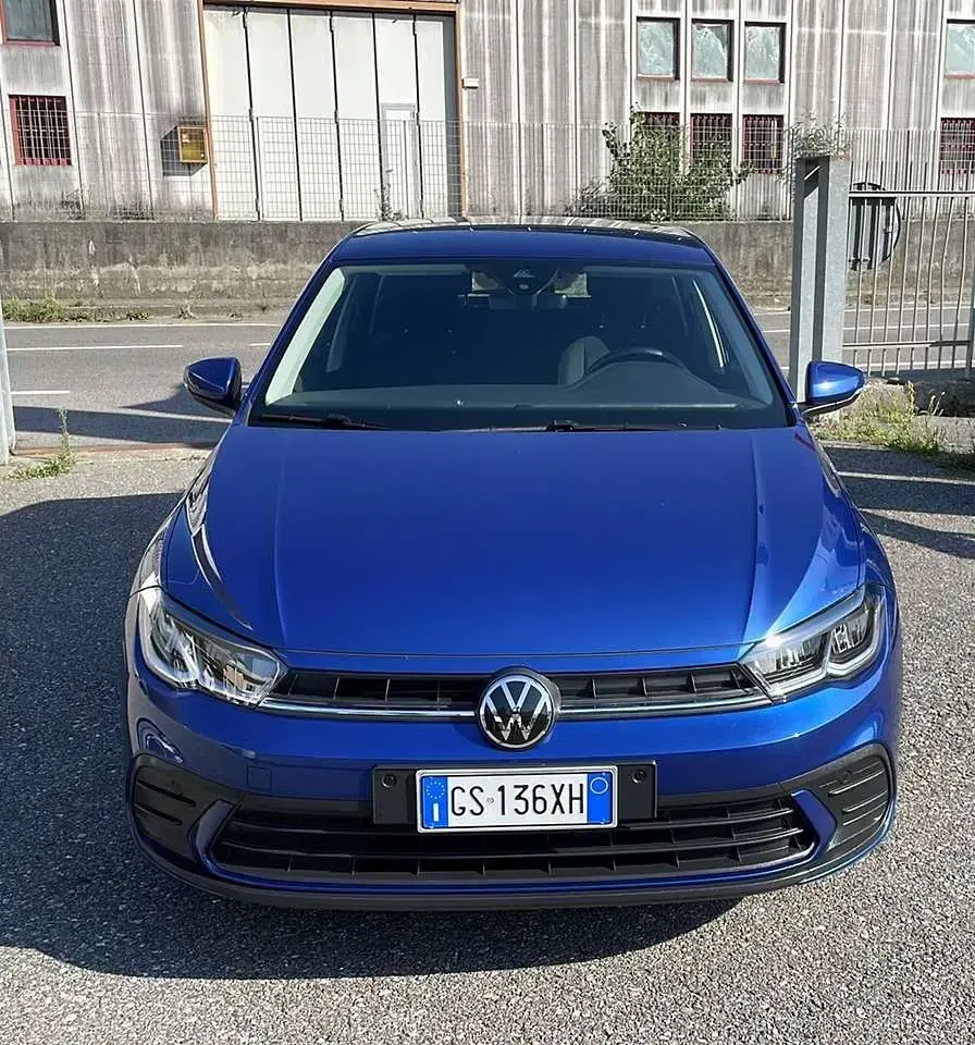 Usata VW Polo Life 80 CV (58 kW) 2024 Blu/azzurro Utilitaria