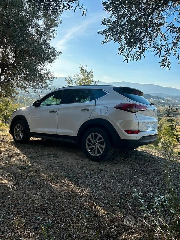 Usata Hyundai Tucson 141 CV (103 kW) 2017 Bianco SUV