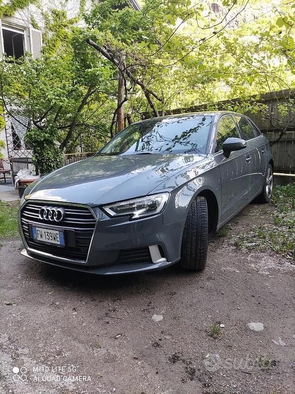 Usata Audi A3 Comfort 116 CV (85 kW) 2019 Grigio Berlina