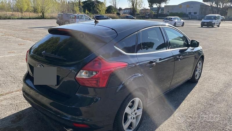 Usata Ford Focus Titanium 116 CV (85 kW) 2013 Nero Berlina