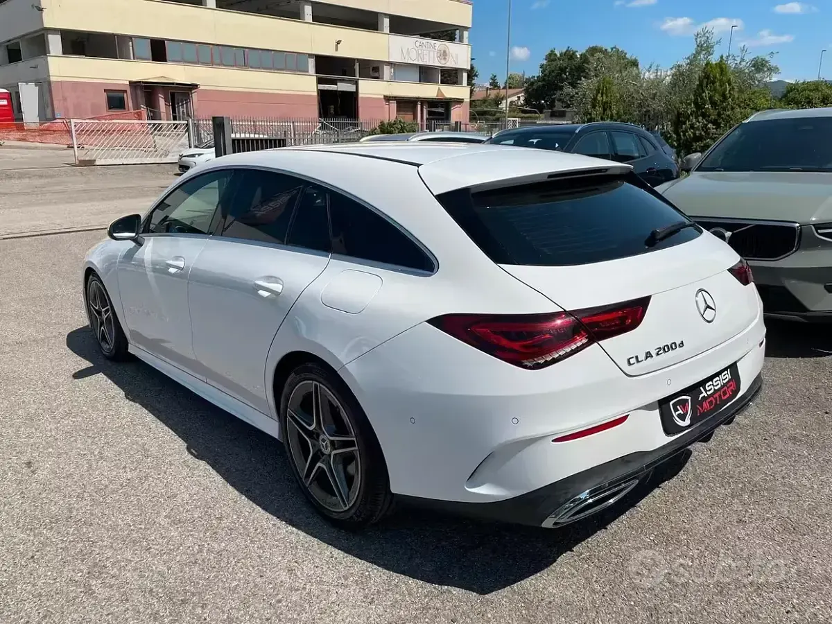 Usata Mercedes CLA200 Shooting Brake Premium 150 CV (110 kW) 2019 Bianco Station wagon