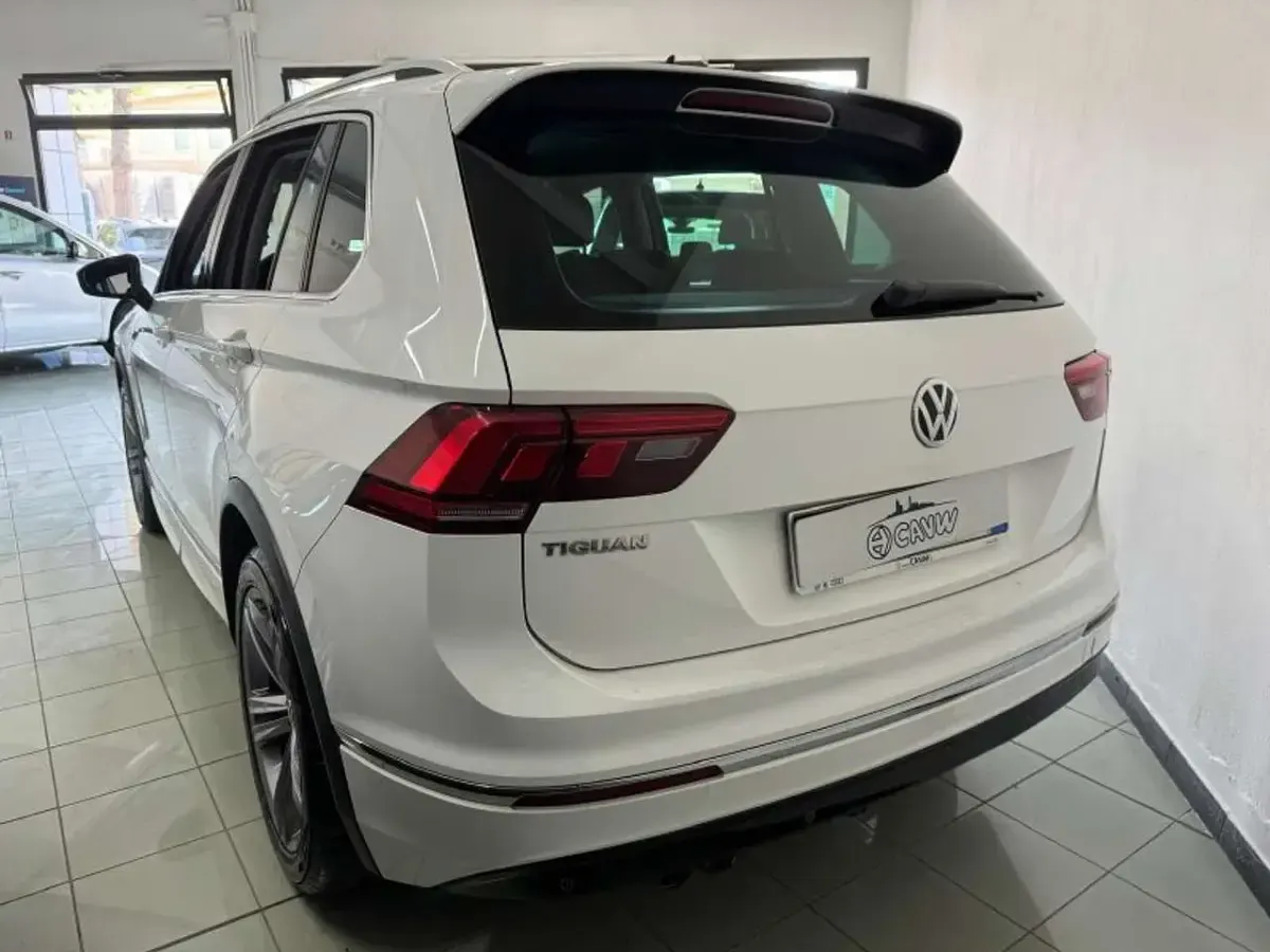 Usata VW Tiguan Sport 150 CV (110 kW) 2019 Bianco SUV