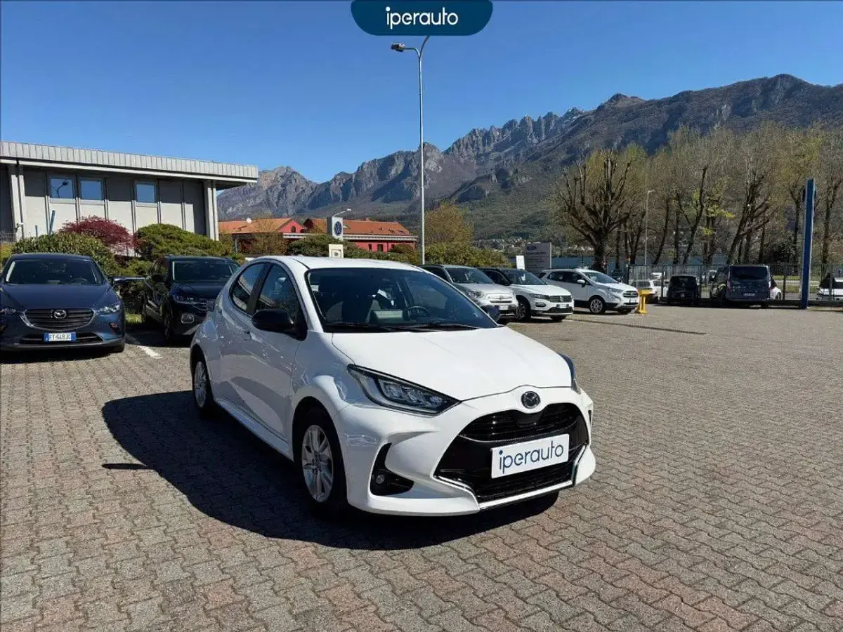Usata Mazda 2 116 CV (85 kW) 2022 Bianco Berlina
