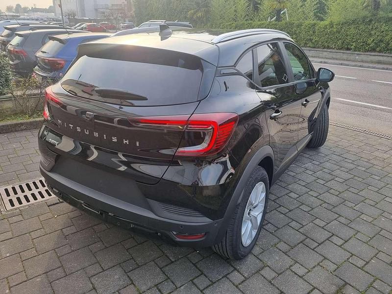 Nuova Mitsubishi ASX Invite 140 CV (102 kW) 2025 Onyx black metallizzato SUV