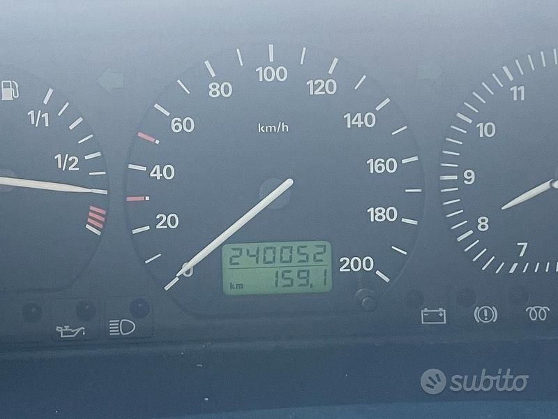 Usata VW Transporter 68 CV (50 kW) 1998 Furgone