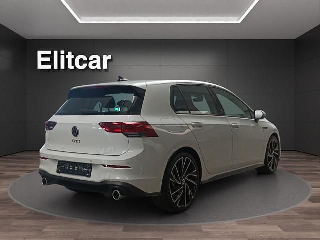 Usata VW Golf VIII GTI 245 CV (180 kW) 2024 Bianco Berlina