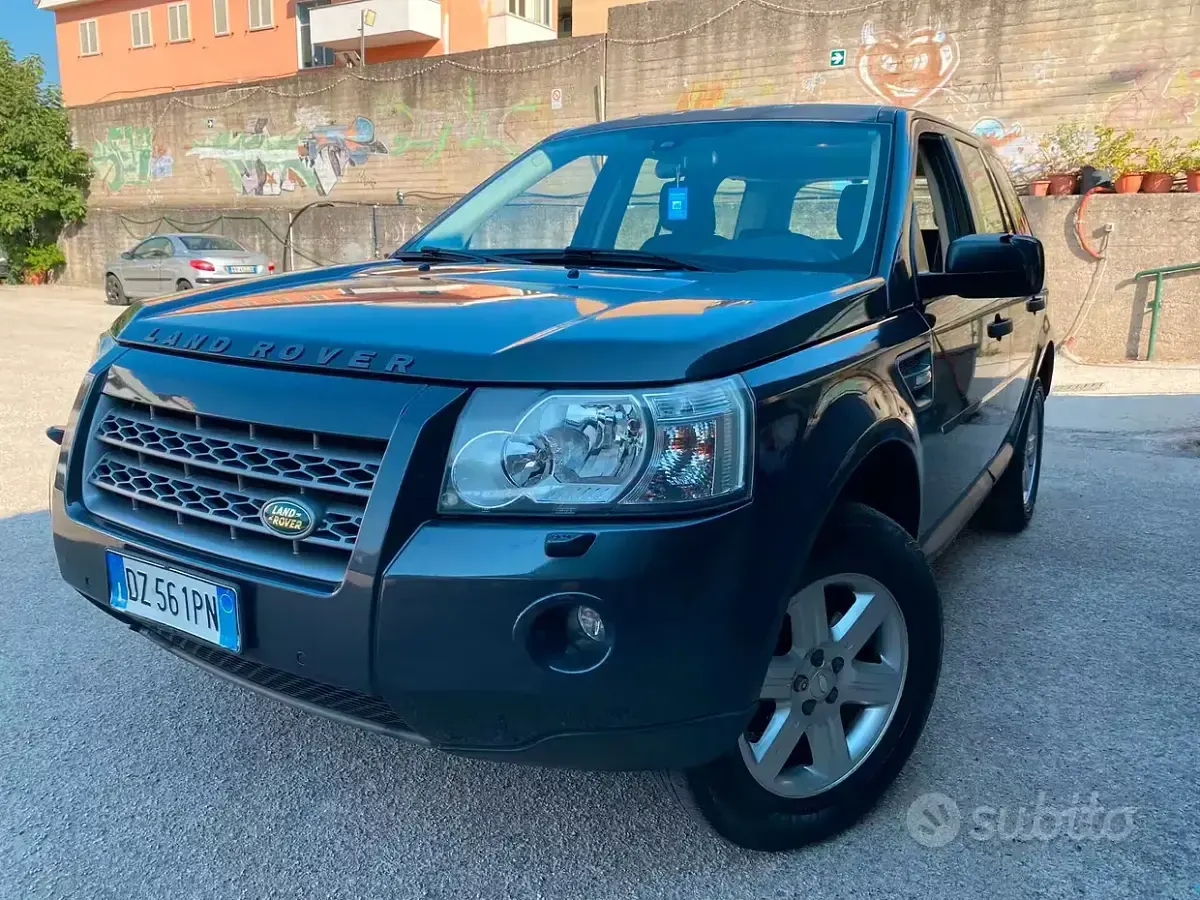 Usata Land Rover Freelander 2 160 CV (117 kW) 2009 Grigio SUV