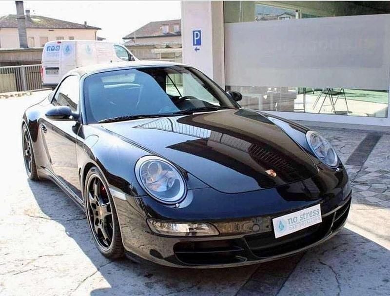 Usata Porsche 911 Carrera 4S Cabriolet 355 CV (261 kW) 2006 Cabrio