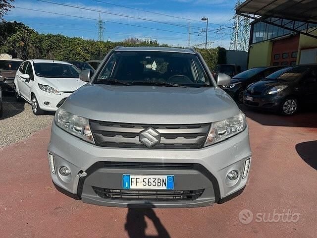 Usata Suzuki Vitara 120 CV (88 kW) 2016 Grigio SUV