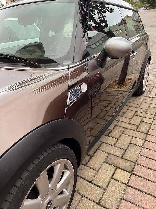 Marrone Usata 2007 Mini Cooper D Clubman Station wagon | 4050 € (Buon prezzo) - Immagine 1/4