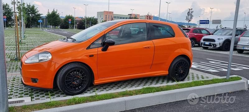 Usata Fiat Grande Punto Sport 90 CV (66 kW) 2009 Utilitaria