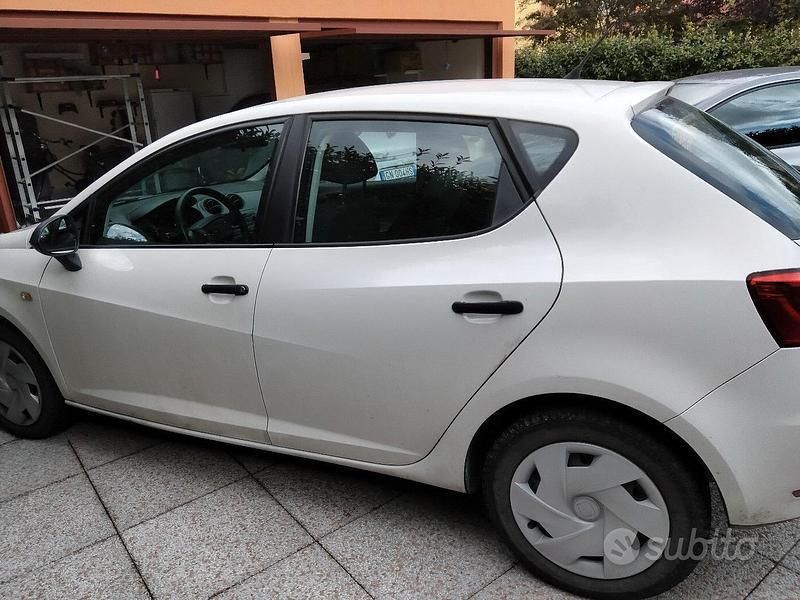 Usata Seat Ibiza 75 CV (55 kW) 2013 Bianco Berlina