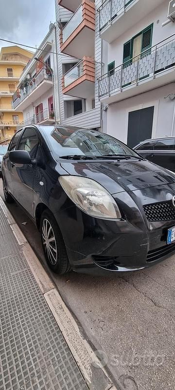 Usata Toyota Yaris 2008 Nero Berlina