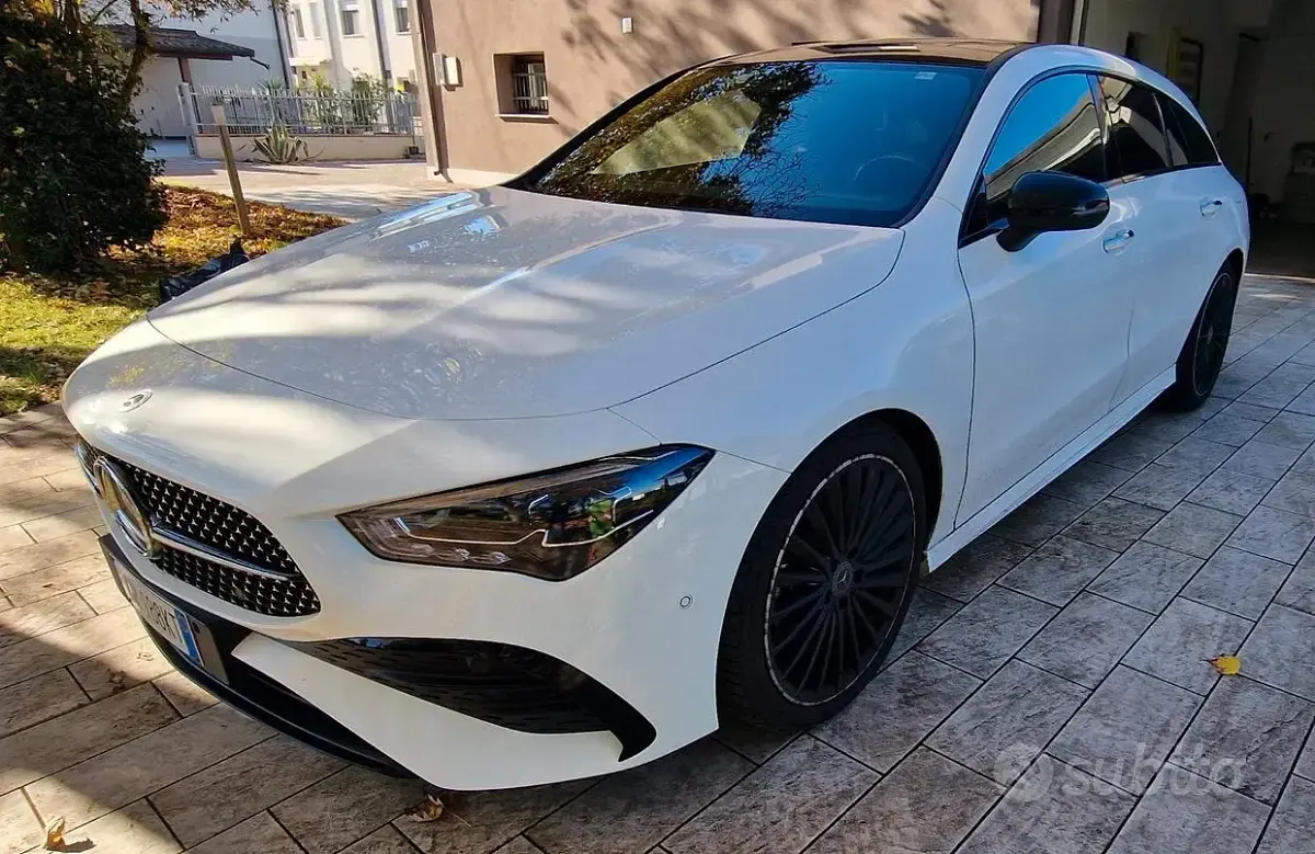 Usata Mercedes CLA200 163 CV (119 kW) 2023 Station wagon
