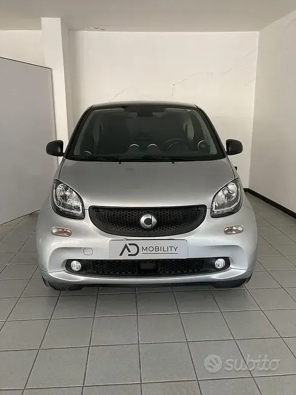 Usata Smart ForFour Brabus 71 CV (52 kW) 2019 Argento Utilitaria
