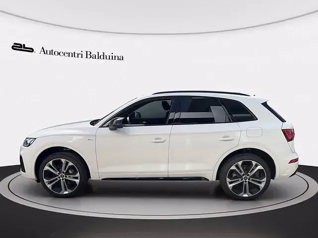 Usata Audi Q5 Ambiente 367 CV (269 kW) 2023 Bianco ibis SUV