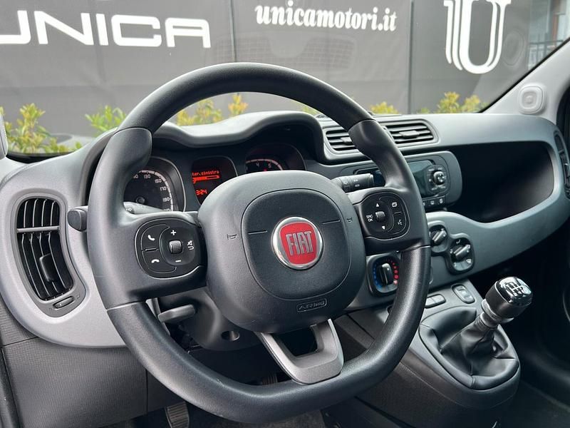 Usata Fiat Panda Street 70 CV (51 kW) 2022 Grigio Utilitaria