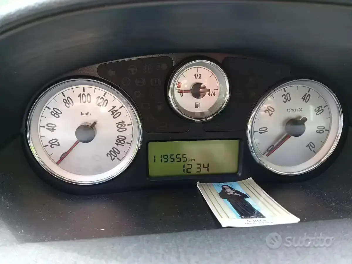 Usata Lancia Ypsilon 69 CV (50 kW) 2011 Utilitaria