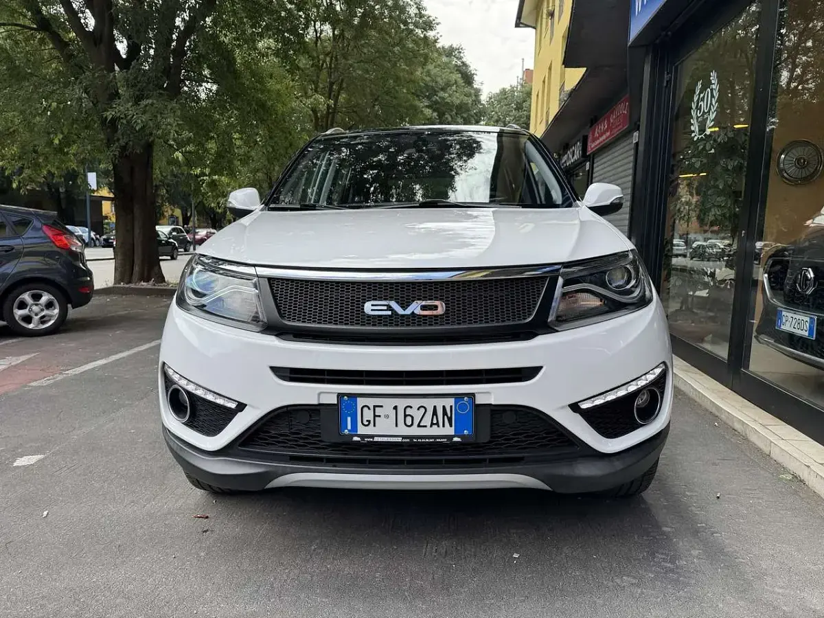 Usata DR DR 6.0 150 CV (110 kW) 2021 Tetto nero SUV