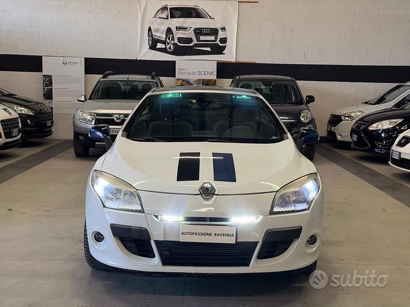 Usata Renault Mégane Cabriolet Dynamique 130 CV (95 kW) 2010 Bianco Cabrio