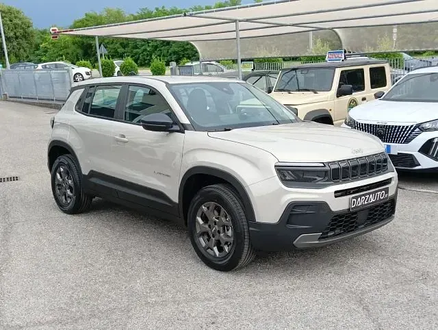 Nuova Jeep Avenger Longitude 101 CV (74 kW) 2025 Bianco snow pastello SUV