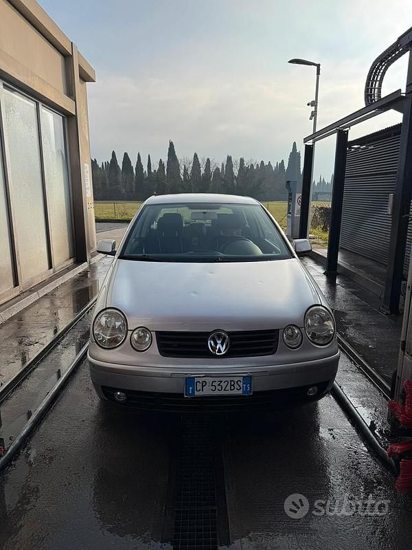 Occasion VW Polo 75 ch (55 kW) 2005 Gris Berline