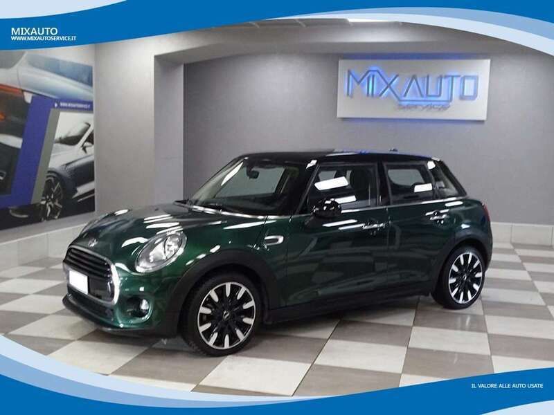 Verde metallizzato Usata 2016 Mini Cooper D Due volumi | 14.500 € (Cara) - Immagine 1/4