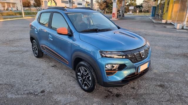 Azzurro Usata 2022 Dacia Spring Comfort Plus Utilitaria | 9900 € (Buon prezzo) - Immagine 1/4