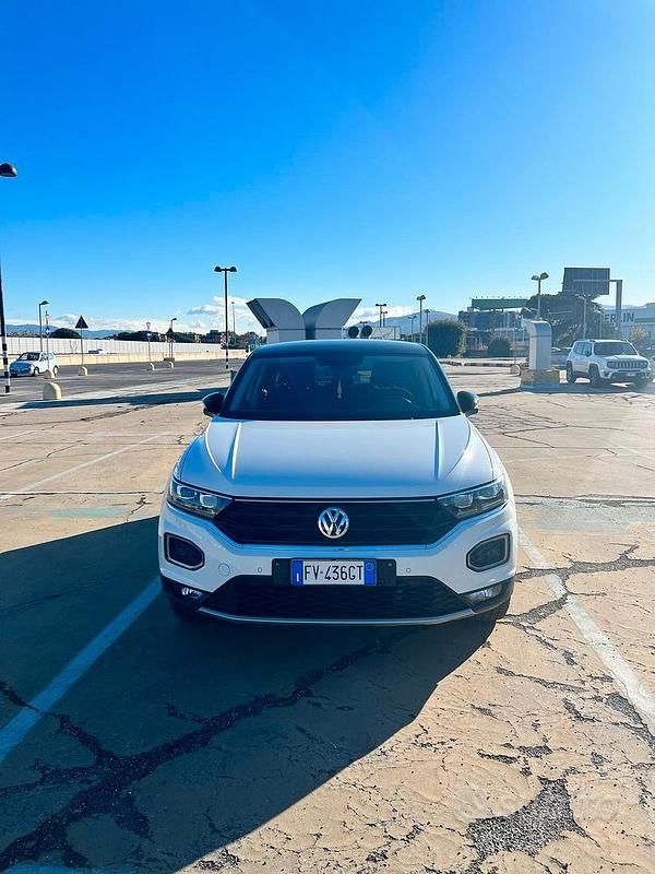 Usata VW T-Roc Style 150 CV (110 kW) 2019 Bianco SUV