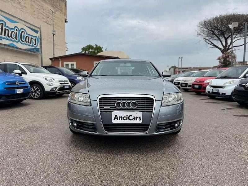 Grigio Usata 2006 Audi A6 Tre volumi | 5990 € (Buon prezzo) - Immagine 1/4