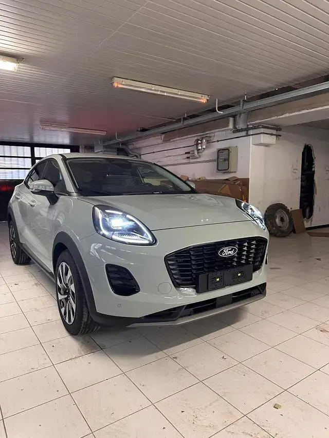 Usata Ford Puma Titanium 125 CV (91 kW) 2024 Grigio SUV