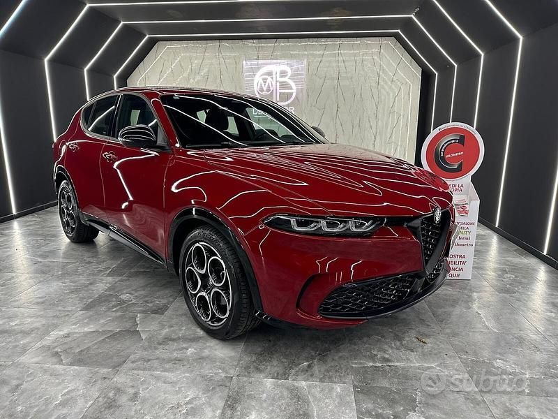 Usata Alfa Romeo Tonale Sprint 131 CV (96 kW) 2024 Rosso SUV